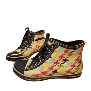 Rain BOPS by Beehive rain boots sneaker style